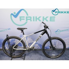 Велосипед 27,5 Pride REVENGE 7.2 рама - L 2020  бело-черный