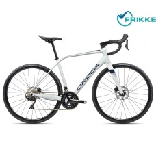 28 Велосипед Orbea Avant H30-D 2022 55, бело-серый